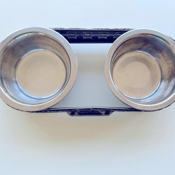 Pet bowls - Picture 2 of 2